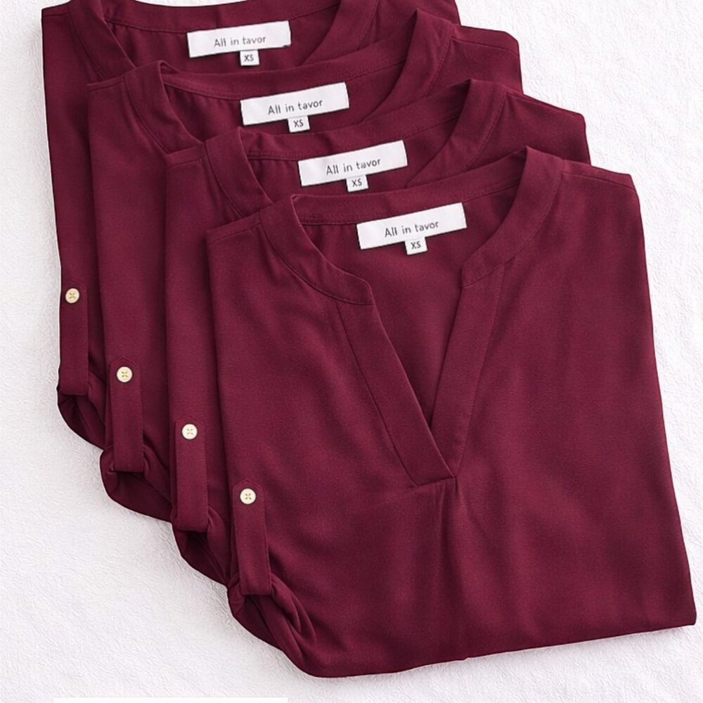 All in Favor Zinfandel V-Neck Oversized Blouse XS 4-Pack Boutique Wholesale - Picture 5 of 6